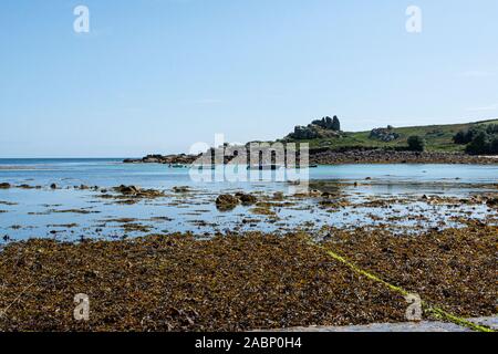 Carn Leh und Old Town Bay, St Mary's, Isles of Scilly Stockfoto