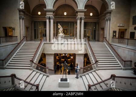 Die große Treppe in der Kunst Institut von Chicago, Chicago, Illinois, USA Stockfoto