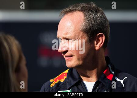 Abu Dhabi/VAE - 28/11/2019 - Paul Monaghan (GBR, Chief Engineer für Red Bull Racing) während der Tag vor der Praxis für das Abu Dhabi Grand Prix Stockfoto