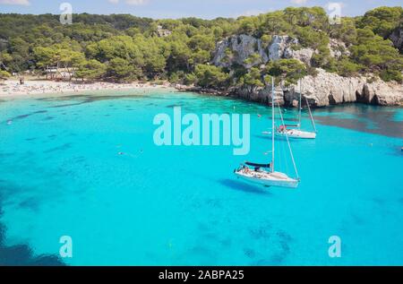 Erhöhten Blick auf Cala Macarella, Menorca, Balearen, Spanien, Europa Stockfoto