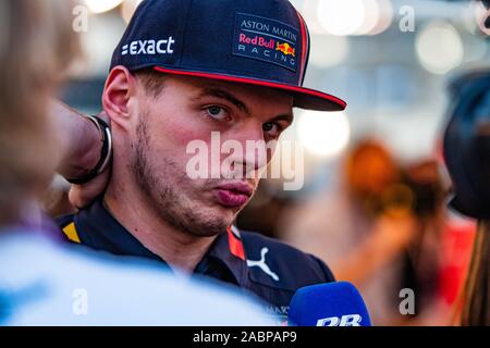 UAE/Abu Dhabi - 28/11/2019 - #33 Max VERSTAPPEN (NDL, Red Bull Racing, RB 15) Während der Tag der Vereinigten Arabischen Emirate Grand Prix Stockfoto