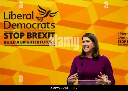 Liberaldemokraten Jo Swinson gibt eine Rede in Westminster mit dem Titel "Das Problem mit Boris Johnson". Nach Jo Swinson, Boris Johnson ist nicht der nächste Ministerpräsident zu werden. Wähler werden in zwei Wochen, am 12. Dezember 2019 Dritte allgemeine Wahlen in weniger als fünf Jahren. Stockfoto