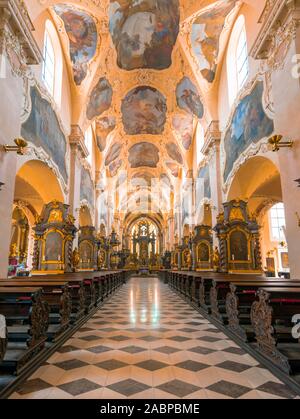 Kirchenschiff, Kloster Kirche der Himmelfahrt der Jungfrau Maria, Basilika Nanebevzeti Panny Marie na Strahove, Innenansicht, Kloster Strahov Stockfoto