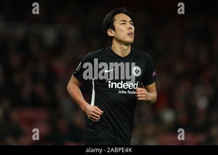 Emirates Stadium, London, UK. 28 Nov, 2019. UEFA Europa League Fußball, Arsenal gegen Frankfurt, Makoto Hasebe von Eintracht Frankfurt - Redaktionelle Verwendung Credit: Aktion plus Sport/Alamy leben Nachrichten Stockfoto