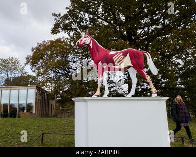 Damien Hirsts Der Mythos Skulptur. Yorkshire Sculpture Park, Wakefield Stockfoto