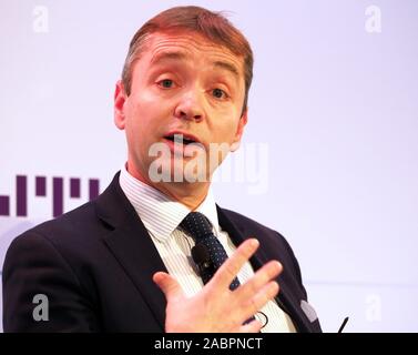 London, Großbritannien. 28 Nov, 2019. AOA-Konferenz London UK, Simon McNamara UK Country Manager IATA > Bild von Geoff Moore Credit: Dorset Media Service/Alamy leben Nachrichten Stockfoto