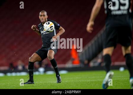 London, Großbritannien. 28 Nov, 2019. Gelson Fernandes von Eintracht Frankfurt im UEFA Europa League Spiel zwischen Arsenal und Eintracht Frankfurt im Emirates Stadium, London, England am 28. November 2019. Foto von salvio Calabrese. Nur die redaktionelle Nutzung, eine Lizenz für die gewerbliche Nutzung erforderlich. Keine Verwendung in Wetten, Spiele oder einer einzelnen Verein/Liga/player Publikationen. Credit: UK Sport Pics Ltd/Alamy leben Nachrichten Stockfoto