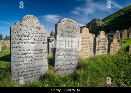 Grabsteine auf dem Friedhof in Kingston und Arthur's Vale. Der Friedhof hat in Gebrauch seit 1798 und den Grabsteinen bezeugen, convic Stockfoto