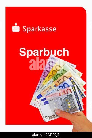 -Sparbuch waren der Sparkasse und Euro Banknoten Stockfoto