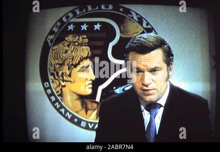 Teleclip - "Reggie" bosanquet britische Sender für ITN präsentiert die Apollo 17 Mondlandung - Nahaufnahme direkt von Farb-TV Bildschirm, während Live Broadcast in Großbritannien - 1972 Stockfoto