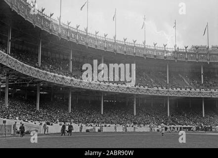 1. Spiel - 1912 World Series in den Polo Grounds, New York Stockfoto