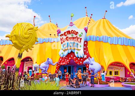 Zirkus McGurkis Cafe, Menschen, Kinder, Seuss Landing, Universal Studios Resort, Orlando, Florida, USA Stockfoto