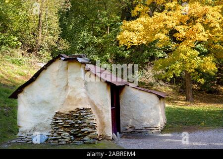 Eine alte historische chinesische Arbeiter Hütte vom Goldrausch Tage in Arrowtown Neuseeland Stockfoto