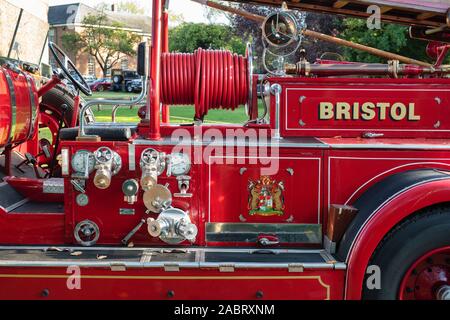 1931 Leyland Löwin Fire Engine im Bicester Heritage Center Herbst Sonntag Jagtfall. Bicester, Oxfordshire, England Stockfoto