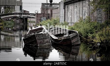 Alte Kähne in Icknield Loop, Birmingham günstig Stockfoto