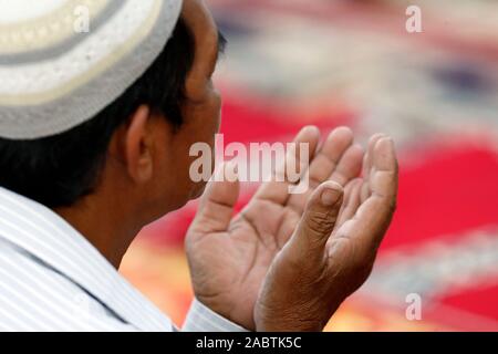 Muslimische am Freitag das Gebet (Salat). Stockfoto