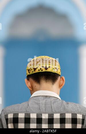 Muslimische am Freitag das Gebet (Salat). Kufi hat. Stockfoto