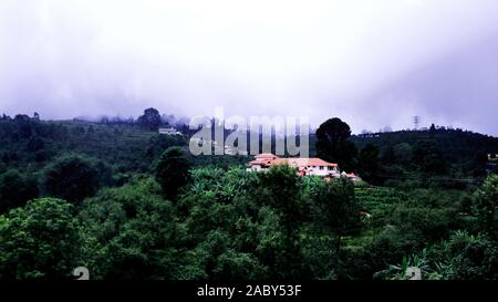 Die malerische Landschaft der palani Hills in Kodaikanal hill station in Morgen, Tamilnadu in Indien Stockfoto