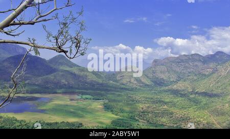 Die malerische Landschaft der palani Hills in Kodaikanal hill station in Morgen, Tamilnadu in Indien Stockfoto