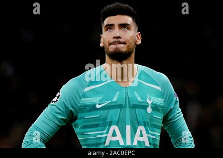 Paulo Gazzaniga von Tottenham Hotspur - Tottenham Hotspur v Olympiakos Piräus, der UEFA Champions League - Gruppe B, Tottenham Hotspur Stadium, London, Großbritannien - 26 November 2019 Editorial nur verwenden Stockfoto