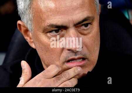 Manager von Tottenham Hotspur, Jose Mourinho - Tottenham Hotspur v Olympiakos Piräus, der UEFA Champions League - Gruppe B, Tottenham Hotspur Stadium, London, Großbritannien - 26 November 2019 Editorial nur verwenden Stockfoto