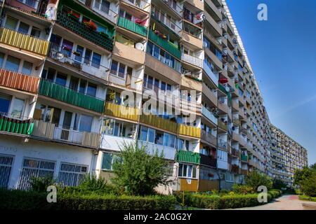 Die Balkons der Gehäuse Block wie Falowiec in Danzig auf Europas größte Wohnhaus entfernt bekannt Stockfoto