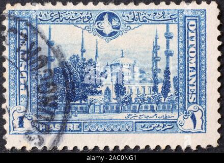 Blaue Moschee auf alten türkischen Briefmarke Stockfoto