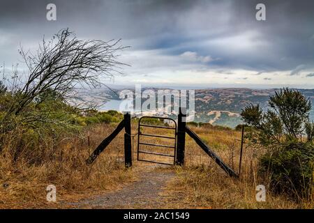 Panoramablick auf die Bucht, die sich aus der Berkeley Hills Stockfoto