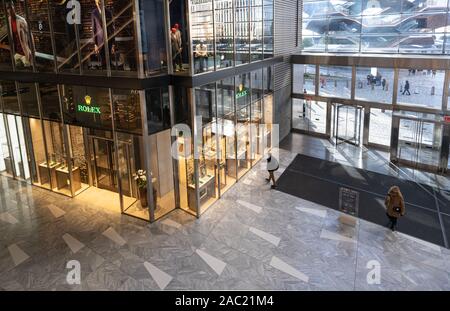 Rolex Shop in der Lobby des Hudson Yards Mall auf der West Side von Manhattan Stockfoto