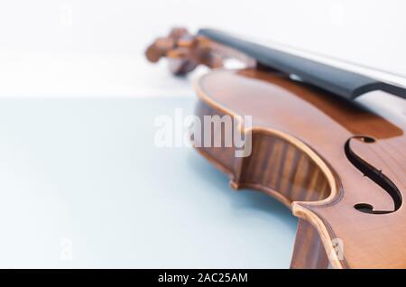 Violine harmonischen Tabelle hohe Betrachtungswinkel Nahaufnahme Stockfoto