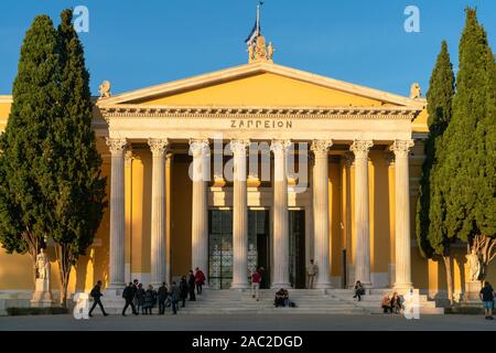 3. November 2019 - Athen, Griechenland. Das zappeion ist ein Gebäude in der Nationalen Gärten von Athen. Stockfoto