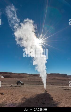 Der Geysir Feld Sol de Mañana", National Park Reserva National de Fauna Andina Eduardo Avaroa, im Südwesten von Bolivien, Potosi, Lateinamerika Stockfoto