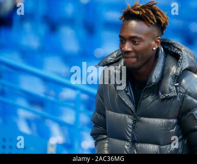 London, Großbritannien. 30 Nov, 2019. Chelsea's Tammy Abraham nicht spielen während der Englischen Premier League zwischen Chelsea und West Ham United an der Stanford Brücke Stadium, London, England am 30. November 2019 Credit: Aktion Foto Sport/Alamy leben Nachrichten Stockfoto