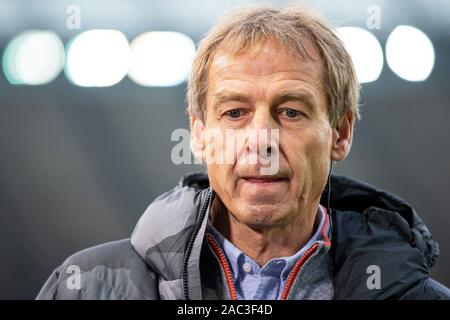 Berlin, Deutschland. 30 Nov, 2019. firo: 30.11.2019, Fuvuball, 1.Bundesliga, Saison 2019/2020, Hertha BSC Berlin - Borussia Dortmund Trainer JVrgen Klinsmann (Hertha BSC) Porträt | Quelle: dpa/Alamy leben Nachrichten Stockfoto