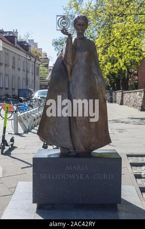 Maria Skłodowska-Curie Denkmal von Bronisław Krzysztof, Warschau, Polen Stockfoto