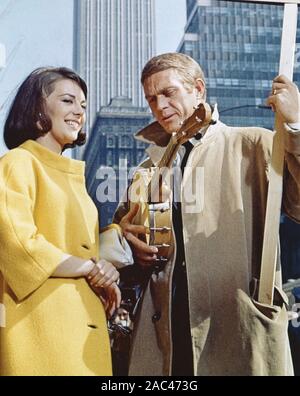 Mit der richtigen FREMDEN 1963 Paramount Pictures Film mit Natalie Wood und Steve McQueen LIEBE Stockfoto