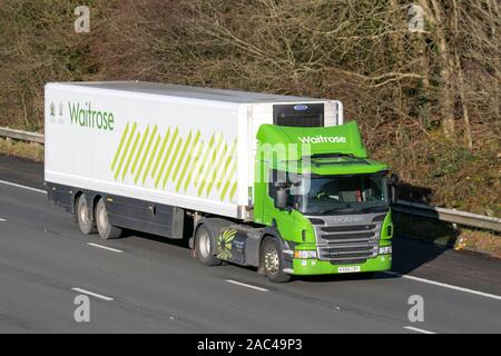 Waitrose Speditions-Lkw, Lkw, Transport, Lastwagen, Cargo Carrier, Scania Fahrzeug, europäischen gewerblichen Verkehr, Industrie, M61 an der Manchester, Großbritannien Stockfoto