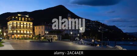 CERNOBBIO, ITALIEN - Mai 12, 2019: Die kleine Stadt am Comer See in der Abenddämmerung. Stockfoto