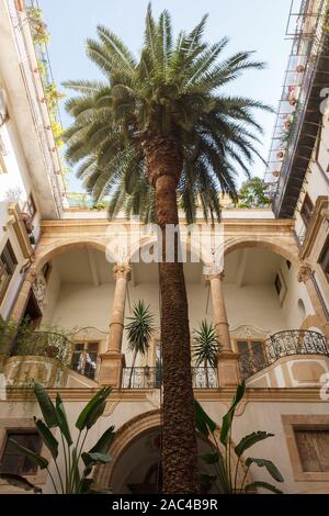 Schönen Innenhof in Palermo, Sizilien, Italien Stockfoto