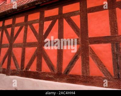 AJAXNETPHOTO. VISBY, GOTLAND, SCHWEDEN. - Traditionelles FACHWERK GEBÄUDE IN DER STADT. Foto: Jonathan Eastland/AJAX REF: GR 83008 1017 Stockfoto