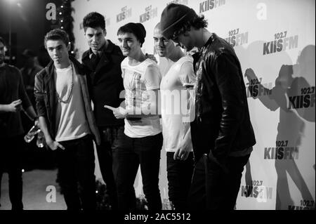 Nathan Sykes, Siva Kaneswaran, Tom Parker und Max George Jay McGuiness von The Wanted kommt an KIIS FM 2012 Jingle Ball im Nokia Theatre L.A. Live am 3. Dezember 2012 in Los Angeles, Kalifornien. Stockfoto