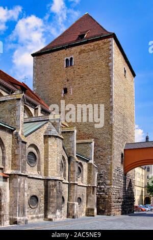 Ehemalige Kathedrale Pfarrkirche St. Ulrich, Diözesanmuseum, Regensburg, Oberpfalz, Bayern, Deutschland, Europa, 15. August 2009 Stockfoto