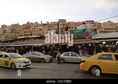 Abendlicher Stundentakt, Quraysh Street, Al Rjoum, Amman, Jordanien, Naher Osten Stockfoto