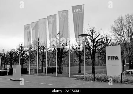 Schweiz: Wolken über der FIFA-Zentrale in Zürich befindet. Stockfoto