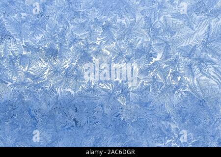 Blue Frost auf dem Glas. Abstrakte Muster. Makro. Stockfoto