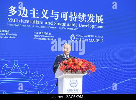 (191201) - Guangzhou, Dez. 1, 2019 (Xinhua) - chinesische Vizepräsident Wang Qishan Adressen die Eröffnungsfeier der 2019 Imperial Federn internationales Forum in Guangzhou, Provinz Guangdong im Süden Chinas, Dez. 1, 2019. (Xinhua / Shen-Hong) Stockfoto