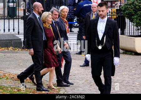 Brüssel, Belgien. 1. Dez, 2019. Der Präsident des Europäischen Rates Charles Michel, der Präsident der Europäischen Kommission, Ursula von der Leyen, der Präsident des Europäischen Parlaments David Sassoli und Präsident der Europäischen Zentralbank, Christine Lagarde kommen für eine Zeremonie markiert den 10. Jahrestag des Vertrags von Lissabon. Credit: ALEXANDROS MICHAILIDIS/Alamy leben Nachrichten Stockfoto