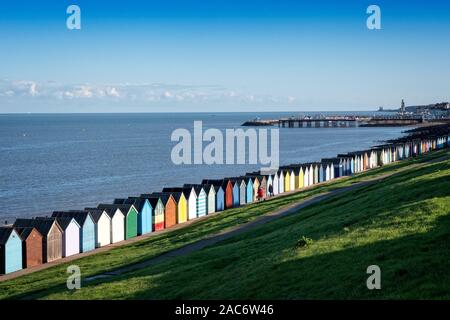 Strand Hütten von Herne Bay Kent UK Stockfoto