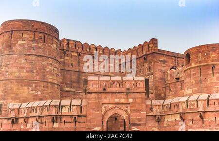 Delhi Tor der Roten Fort in Agra, Indien Stockfoto