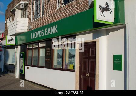 Goring von Meer, West Sussex, UK, Dezember 01. 2019. Lloyds Bank auf der High Street im Goring von Meer. Stockfoto